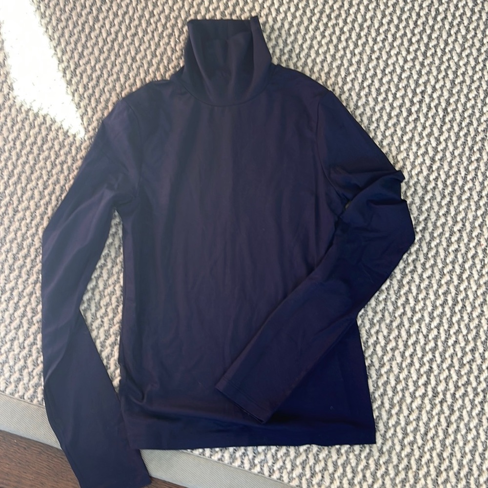 Sold Out NYC turtleneck